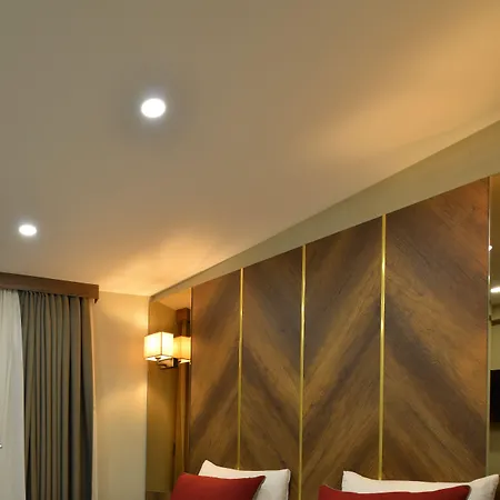 Celine Taxim Istanbul