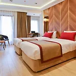 Celine Taxim Hotel