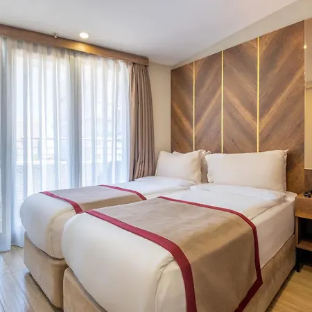Celine Taxim 3* Istambul