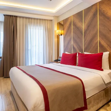 Celine Taxim 3* Istambul