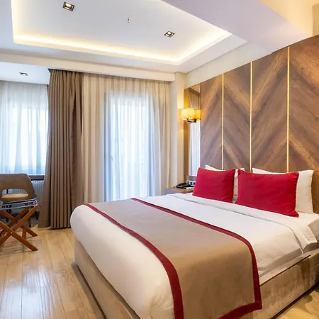 Celine Taxim Hotel 3*