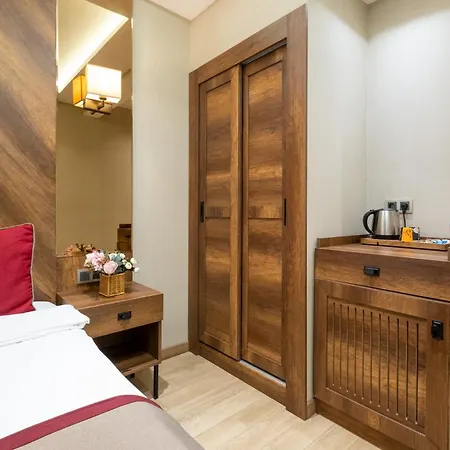Hotel Celine Taxim