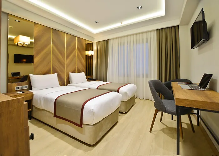 Celine Taxim Istambul