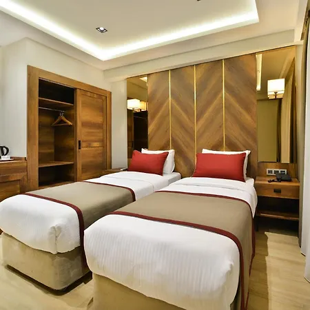 Celine Taxim Hotel