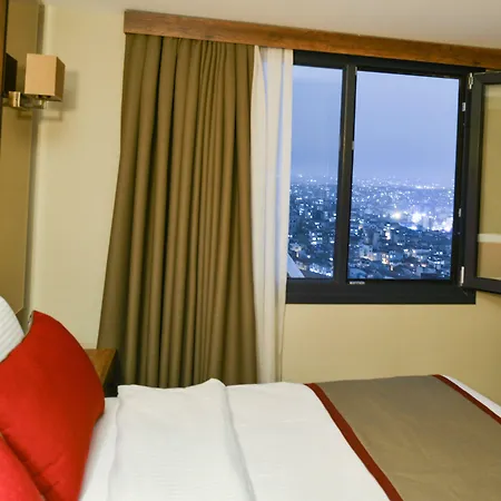 Hotel Celine Taxim 3*