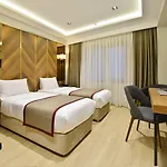 Celine Taxim Istambul